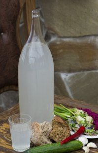 А как же главный "герой" всех современных фильмов про деревню?