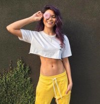 Девушки в белом