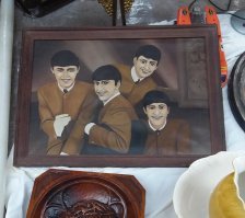 Тут точно дагестанцы. В Бельгии на фломаркте видел...