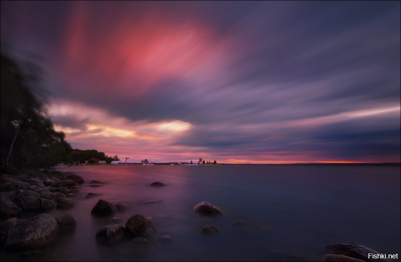 Фотографы это "море" полюбляють. Пейзажи шикарные.