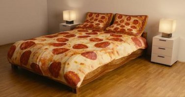 Много пиццы не бывает