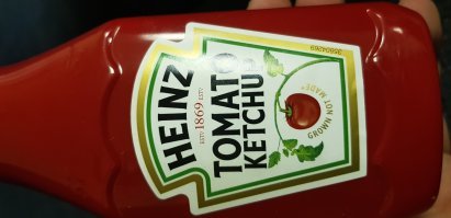 Потому сейчас помещает в непрозрачные бутылки красного цвета.
Чтобы было хз что внутри