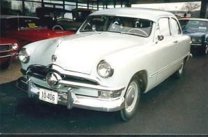 1.Ford Mainline, дебютировавший в 1952 году
2. 1950 Meteor Custom Deluxe Two Door Sedan
3. 1950 Ford Custom Tudor
4.  1951 Chevrolet Styleline Deluxe Bel Air Hardtop