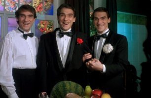 Так же как и этот, методом наложения