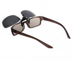 очень даже нормальная тема. есть и с диоптриями фотохром. но дорого( если хороший