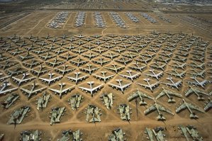 С самолетами тоже интересно. Будет возможность - обязательно на экскурсию смотаюсь (Davis-Monthan Air Force Base).