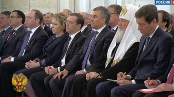 не пойдёт- спит до#@я....