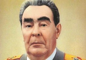 Наколи мне брови, наколи....