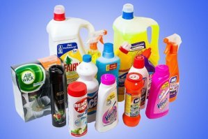 На фиг всё повыкидываю, столько места освободится.