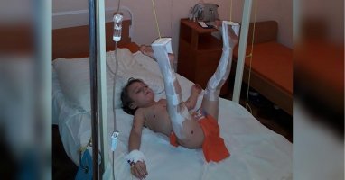 Ну вообще то для этого существуют родители , чтобы 4х летний ребенок не попадал в такие ситуации. Или вы в четыре года были очень продуманным и никуда не лезли? Слишком дорогой урок....это я по поводу " стал умнее". Ребёнок есть ребёнок, он любознательный, он лезет везде.