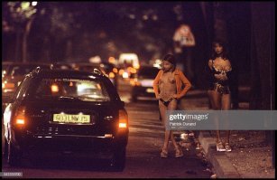 А почему про Булонский лес ни слова?Это же ещё какая достопримечательность Парижа