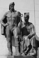 Так вот, милчеловек, социум управляет личностью, даже в биологии есть понятие стадный инстинкт. Родители могут скорректировать линию поведения лишь упорно общаясь с ребенком и то на 30% от силы. Хочешь изменить индивидуума, меняй общество. В принципе СССР этим и занимался пропагандииуя культ человека Созидающего через культуру и пропаганду. Здесь и дворцы пионеров и кружки и секции развивающие творческие навыки, и пропаганда созидателя, творца в кино и исскустве и даже фонд оплаты труда, рабочий мог щарабатывать больше директора.