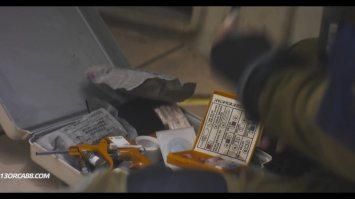 Сейчас смотрю фильм от "Перспектива" (Prospect) 2018 года, а там аптечка индивидуальная армейская АИ-2!