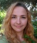 Чо за мода пошла вставить лицо непонятного человек и замазать глаза? Зачем здесь женщина с сайта , предлагающего услуги репетиторов немецкого языка.
Сдаётся мне что данная статейка из газеты СпидИнфо, там много раньше такого сочиняли.