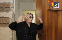 "Ах, оставьте, оставьте..., это так неожиданно..." -