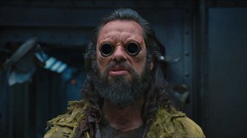 Когда впервые посмотрел "Люди в чёрном 3", мне показалось, что Борис-животное очень похож на кого-то, оказалось - на своего тёзку: