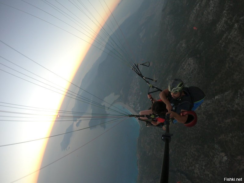 Мда уж, если человек глуп, то глуп во всем. Дамочка, кому вы нужны хвастать-то? Я с барышнями письками не мерюсь, прости. Ну раз ты прям настаиваешь, подарю тебе пару фоток за 18/19годы. В марте с Варадеро еще скину. Только не плачь, что я не оправдал твои ожидания, что твои фантазии про меня оказались только твоими фантазиями, а я оказался честен.
Ага-ага, мне, женившемуся на молодой расскажи про фотки. Вообще-то все девочки фоткают все свои развлечения и первый, и сто первый раз. Хотя, если ты старуха за 40, то я согласен. Муж не бьет, что ты не готовишь и приходиться жрать вне дома?
А вообще это дно, рассказывать, как трясешь с каждого родного и друга бабло, а потом хвастаешь, как его тратишь
Еще раз, мериться чем-то и соревноваться я буду с равными. 
А до тебя все это время пытались донести простую цель: если ты меркантильная бабища, которая даже с родственников дерет деньги, то это надо скрывать, а не кичиться на весь сайт. И, если есть люди, которым для других ничего не жалко, в отличии от тебя, то нехер их осуждать.
Но ты этого не поняла и не поймешь, как я уже доказал, и не один, и не раз.
И весь твой бред про меня - это убогая дичь. Я, милочка, анонимно сижу по той причине, что я комментатор в разделе "анти" и мои политические взгляды такие, что за них могут не просто найти, а конкретно... Но да тебя это не касается.
Какой бред, делать анонимный акк для самоутверждения перед какой-то меркантильной, неграмотной, глупой бабой, которая в сотый раз не может прочитать элементарную мысль? Хотя, я уже привык не удивляться твоей больной фантазии.
Если ты считаешь, что мне нужно за счет тебя реализоваться или унизить, то это очень глупо. Смысл? Жизнь это сделала сама: мне легко помогать бесплатно людям, т.к. я занимаюсь тем, что мне нравиться, я отдыхаю за своей работой, и у меня есть и время, и силы, и деньги на помощь. А для тебя твоя работа - тяжкий труд, усталость, потраченные силы и время, главная ценность - монета, и сделать ты с этим ничего не можешь, только фантазировать, что другим хуже. Может судьба заставляет пахать, потому что что-то не так делаешь? Не?