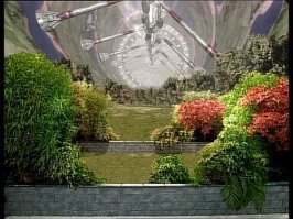 Класс 

Только летом на солнце под стеклом парилка ещё та будет. 

Кстати. Очень похоже на Вавилон 5 и вагончики похожи