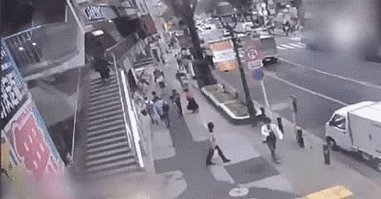 А как это сделано? Каким софтом видео редактировать можно?