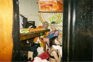 время рейвов?)))Смешно. Вот  реальное фото 94- го.