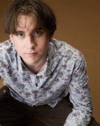 Мальчик из "Омена" ну очень уж похож на мальчика из "Гарри Поттера".