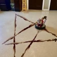 Комментарии в разных группах к постам