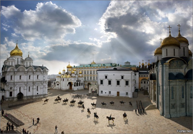 Там же.Соборная площадь.Наши дни.