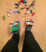 некошерные тапки.