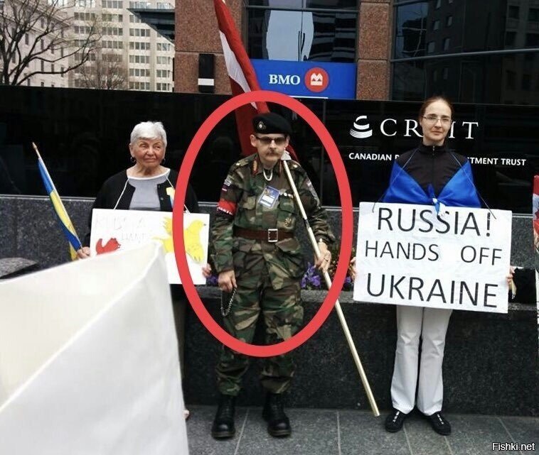 Не надо путать линию политики государства и людей. Только полный дегенерат может категорично заявить что жители Канады/США/Украины/России/Китая/Англии/Армении/Грузии/абсолютно любой страны мира поголовно сволочи и говно. Только вот нормальные люди в интернетах не пиарятся, в сеть лезут как раз отбросы, как многим известный ублюдочный  как по виду так и по сути типа канадец на фото ниже. А по поводу действий властей в посте написано - "...но в 2017 году от властей города ею был получен официальный отказ.", собственно и обсуждать нечего.