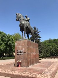 Потомки басмачей ему потом отомстили.