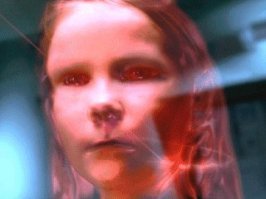 10 жутких детей из фильмов ужасов, которые уже не пугают