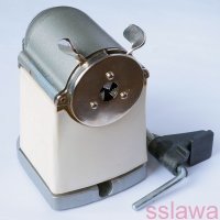 Канцелярия родом из СССР: чем был наполнен рюкзак советского школьника, сообщает