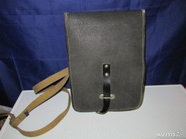 У нас не было рюкзаков, были вот такие сумки.