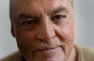 Стейси Кич актёр, режиссёр, композитор (так пишут)
Всего фильмов: 268
Первый фильм: 1963
Название первого фильма: Channing (сериал, 1963 – 1964)
Последний фильм: 2018
Название последнего фильма: Кодекс Готти (2018)
Семья: Джилл Донахью (развод) (двое детей) Джилл Донохью (развод) Малгозия Томасси (двое детей)

Лучшие фильмы с Стейси Кич
1. Небраска
2. Укуренные
3. Американская история X
4. Бэтмен: Маска фантазма
5. Дуэлянты

Лучшие сериалы с Стейси Кич
1. Побег
2. Бруклин 9-9
3. Скорая помощь
4. Иисус из Назарета
5. Убить скуку