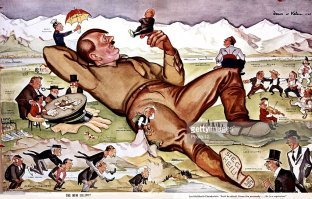 А вот что о ситуации думали в 1938-1939 году....
Союзниками Гитлера выступают Великобритания, Франция, Италия, Венгрия, Польша, Бельгия, Румыния.... Противником Гитлера является только - СССР.

Но это не так интересно.