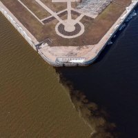 Нижний Новгород. На "Стрелке" сливаются две реки Ока и Волга.