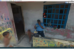 А,вот и местный полицейский )))