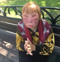 у меня на фразу "от бедной Оли", сразу мысленно представляется что-то типа такого: