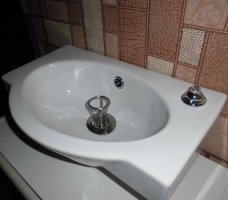 а что, такого в школах уже не держат?