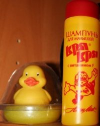 Не знаю, почему? Но из этой бутылочки получались самые лучшие "брызгалки":