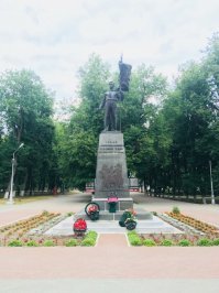 В «Молодую гвардию» вошли ребята, готовые принять мученическую смерть ради победы над врагом
