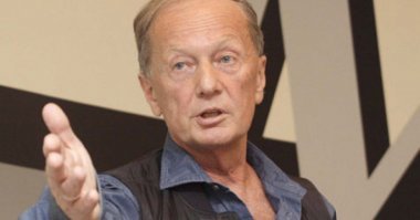 «Добрые» подружки поздравили подругу с днем рождения