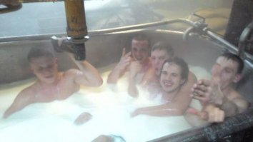 А помните в Омске на сырном заводе?