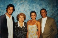 А это не Роберт Дави справа, часом?