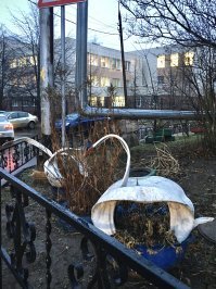 10 км. от МКАД - благоустройство. Люди старались...