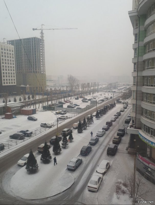 Живу в Красноярске, смог стоит неделями. Дышать нечем.