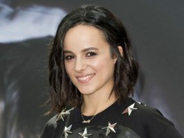 Да она и сейчас весьма и весьма