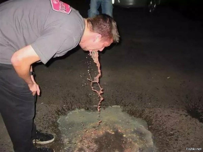 "Живой Кен" удалил кадык, чтобы больше быть похожим на женщину