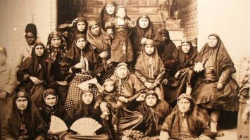 Я поискал. Тут не театр. В общем спорный вопрос.