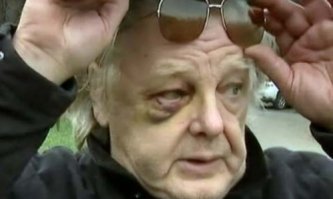 Юрий Антонов уже давно пребывает в маразме и звёздной болезне. Сейчас, ничего, кроме жалости и брезгливости он не вызывает, не смотря на былые заслуги. Увы..